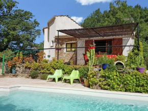 Stylish holiday home near St Br s
